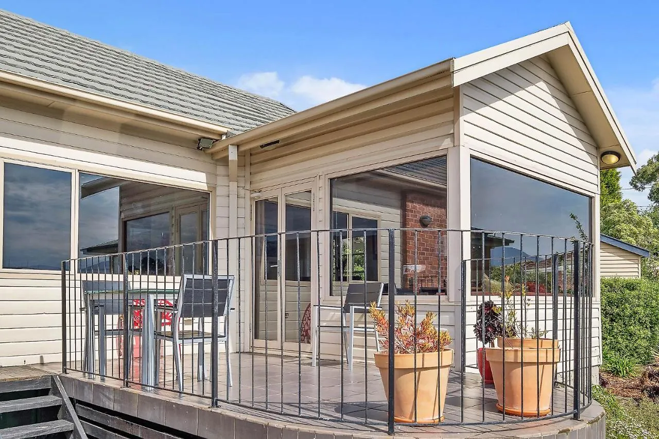 Manfield City Waterfront View Cottage Hobart Holiday home